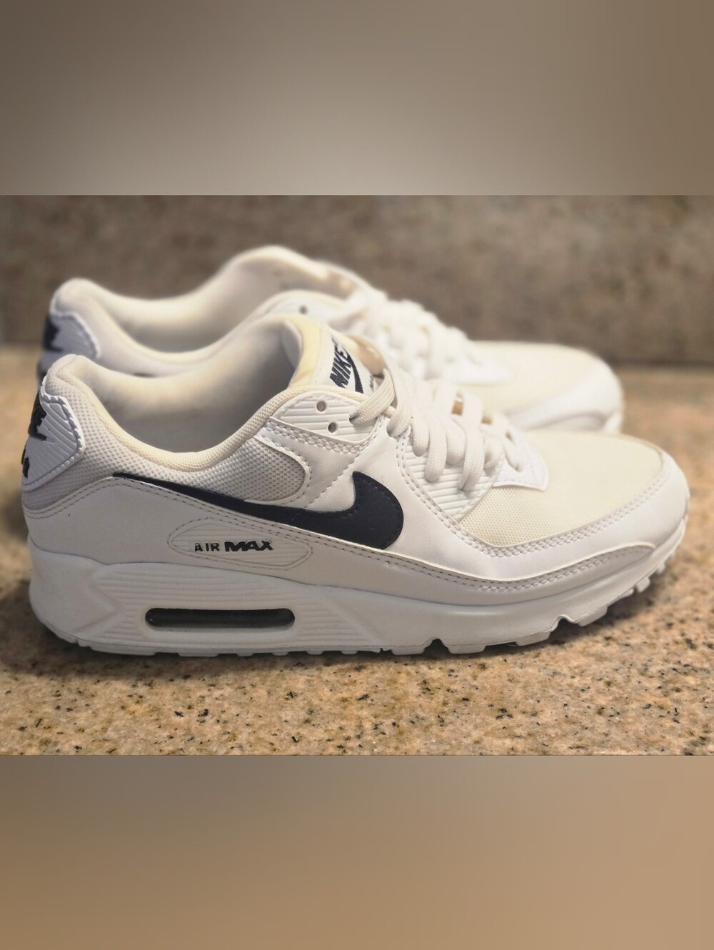 Nike Air Max White  Sneakers with Black Swoosh Womens 9 - Picture 11 of 16